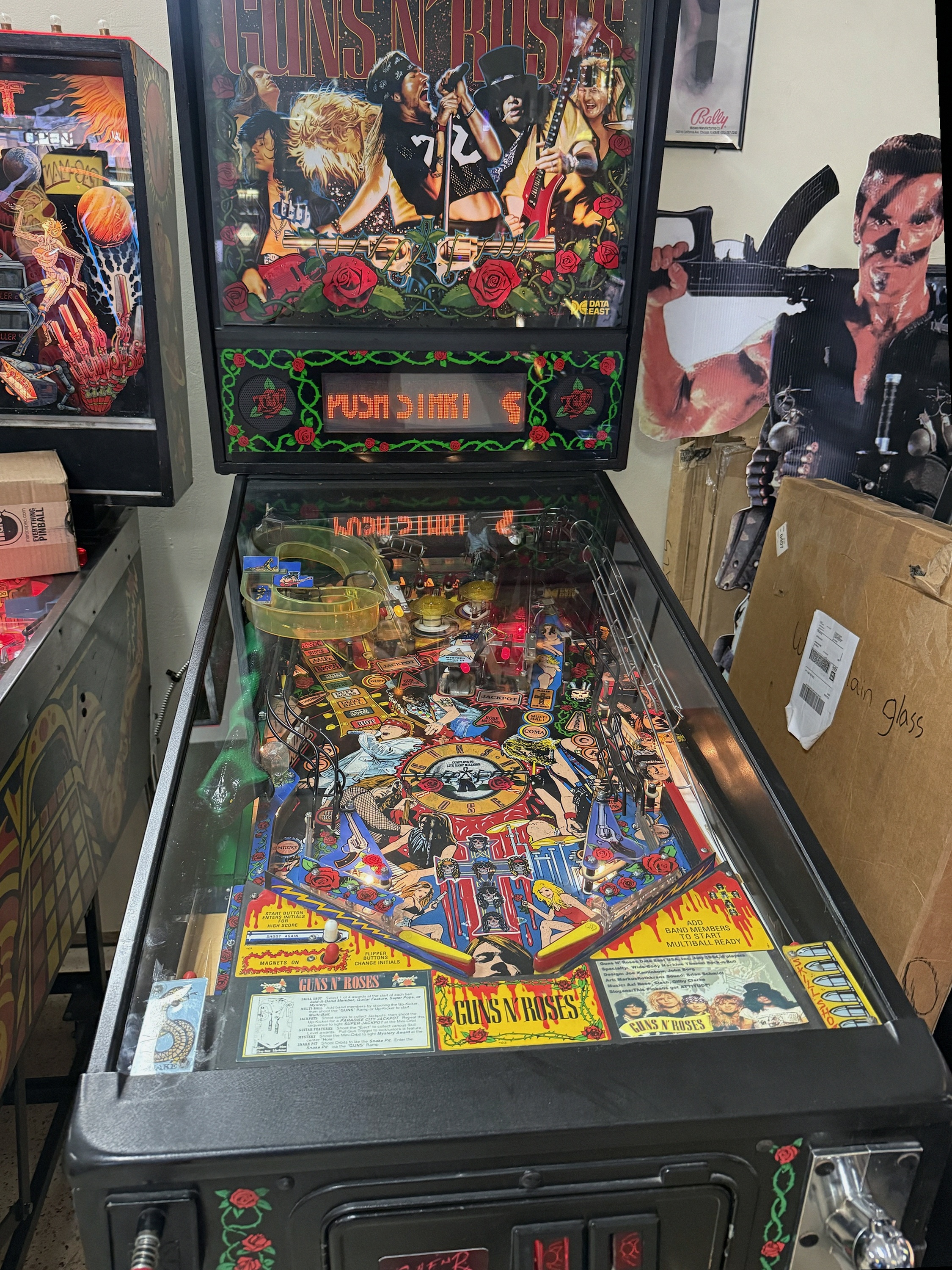 Guns N Roses Pinball Machine