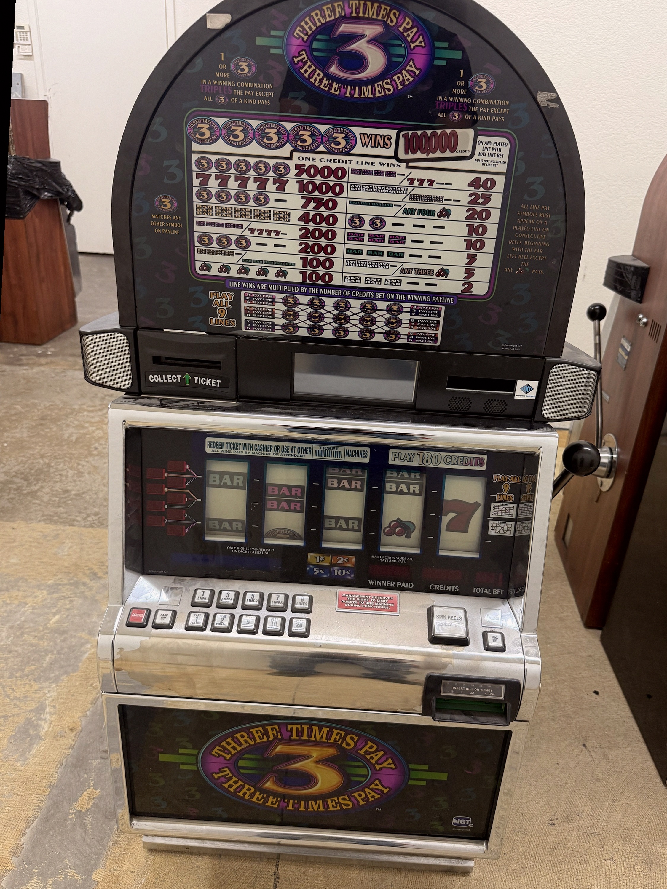 Coin Pusher and Pinball Tables